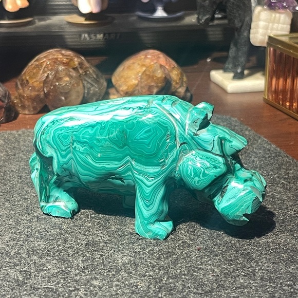 Green Malachite Hippo Figurine - Picture 3 of 8